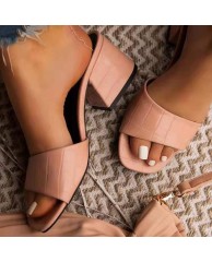 Ladies low Heel Mules - peach