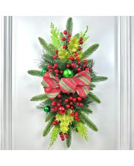 Christmas Stair  Wreath  45*25 